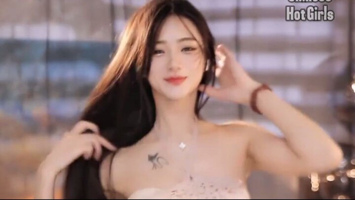 Sexy BJ Dance  ＂Hai Phút Hơn＂ by Pháo #腻腻106 #美女 #beauty #tiktok #douyin #辣妹 #甜妹