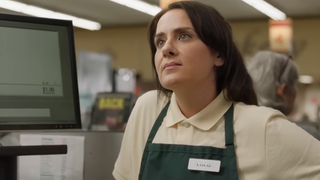 هذه الإعلان السخيف، بحق الجحيم، شاهدته ثماني مرات