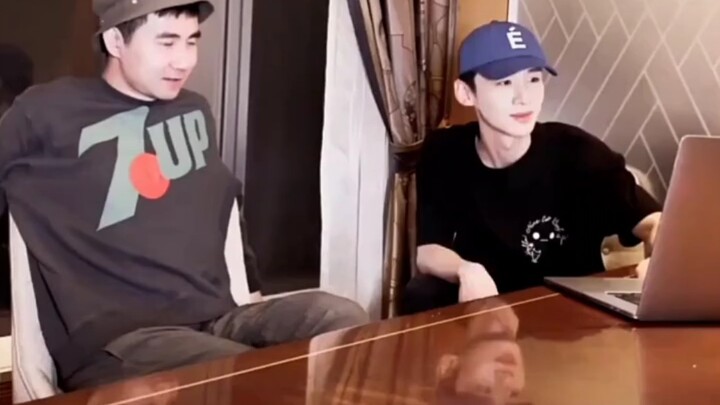 มิตรภาพไม่จำเป็นต้องมีประโยค #เสี่ยวไป๋เดบิวต์มาแปดปี รู้จักซงหยุ่นมาเจ็ดปี#ไป๋จิ้งถิง#ตันซงหยุ่น