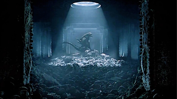 What is it like to have an alien as your girlfriend?