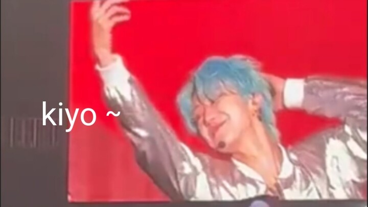 【ซูหมิงหาว】ฮ่าๆ โดนเรียกให้ทำท่าทางแล้วหน้าแดงอายสุดๆเลย