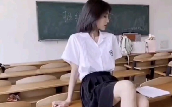 Young people don't know the beauty of classmates