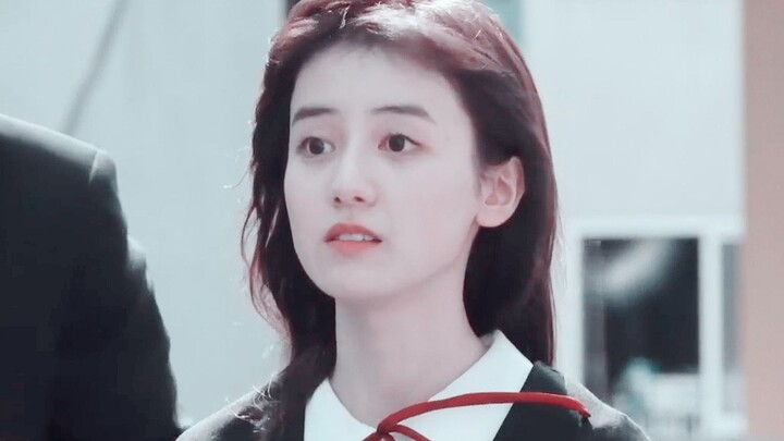 How good does Nakagawa Rika look in her school uniform?