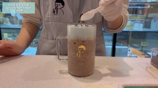 Cafe Vlog | Jave chip Mint Frappe #cafevlog