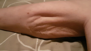 感受下腓肠肌的极力痉挛（抽筋）