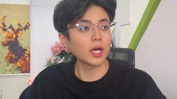 Dalam berinteraksi dengan orang lain, kita harus selalu punya "akal sehat" atau "kecerdasan sosial".