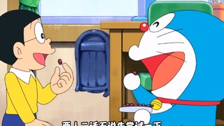 大雄为了躲避胖虎歌声，决定让他吃下迟音糖