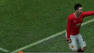 Sống lại những tác phẩm kinh điển từ mười năm trước! PES 2013