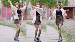 妹妹出门散步 不小心跳了个舞~边走边跳版Say So