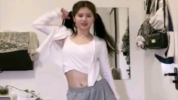 【SNH48 เฉินหลิน】เต้นเพลง WANNABE ทั้งหมดจากความทรงจำในโชว์ออนไลน์ที่บ้าน!