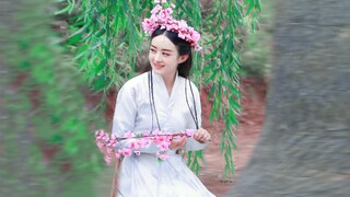 都说她的异域造型惊艳，但是白衣一出场，美貌翻倍！！