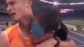 这得通过多少磨炼能力有这样的默契！