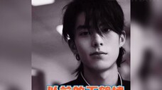 王鹤棣:所以到底应该怎么哄人啊,抓一个人教教我