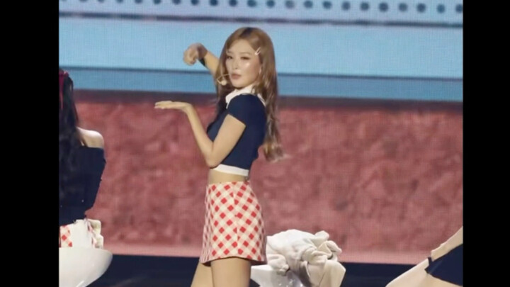 No wonder the fourth generation is so awesome! Jang Seul‑gi’s “Lemonade” cover — her junior, aespa, 