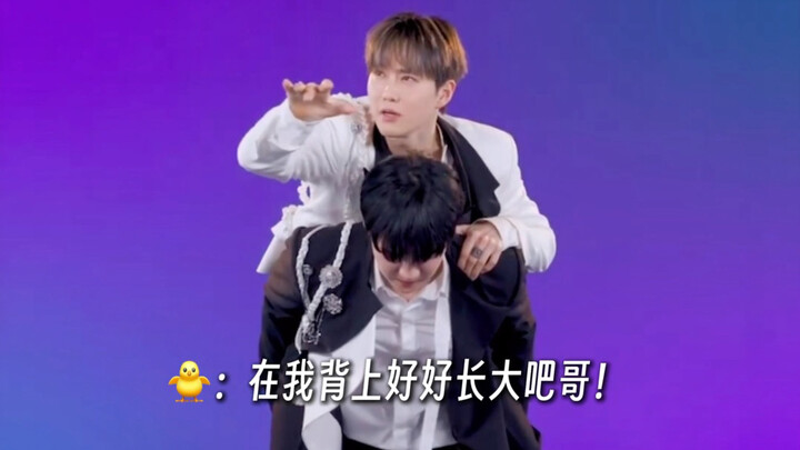 วิดีโอสั้นแค่ 3 นาทีมีมุกตลกถึง 100 มุก แก๊งนี้ยังคงแหวกแนวเหมือนเดิมเลยนะ