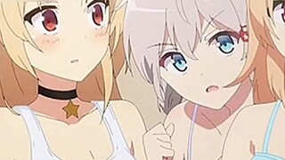 Gadis vakum yang tidak memakai pakaian gemuk di anime dua dimensi