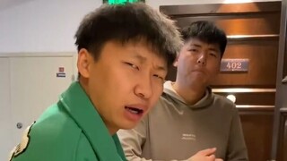 出门叫朋友老公，看看他俩的反应，结局相当爆笑