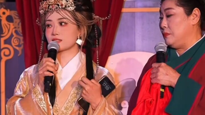 Cảnh nổi tiếng trong chương trình mai mối của Vương Bà: Cô gái 37 tuổi, đã ly hôn, đến từ Trùng Khán