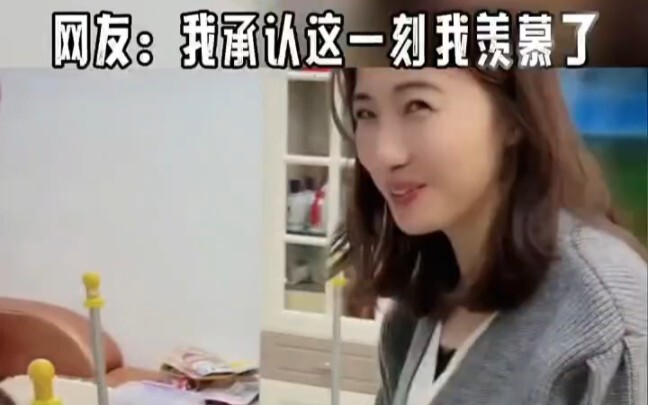 下雨天孩子让爸爸带烤串，前一秒你真惯着她最后…几个串儿的事儿… 一下子全收买了，有钱真好啊！！！"婚后 "让红旗飘 。。。。。。。。