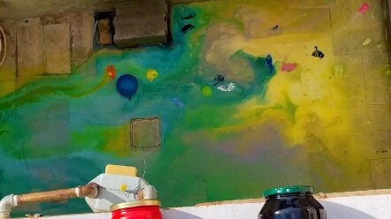 Rolling Bottles Down the Mountain of Blades: The Explosive Pressure-Release Moment!