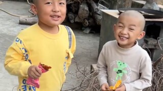 小孩：我又骗到啦！