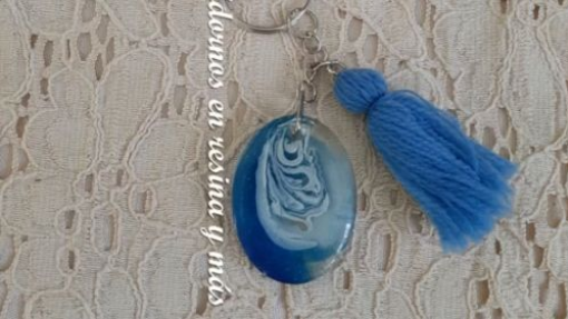 Oval resin keychains