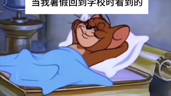 When I returned to school for summer break, I saw renovations everywhere—Wuhan Textile University.