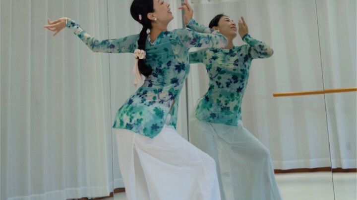 The back of the recently popular dance "Broken Branches and Flowers Full of Clothes" + tutorial