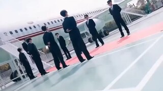 ในงานปาร์ตี้ ชินเดอเรลลาที่เมาเผลอพูดความลับของCEOออกมาและ นั่นคือจุดเริ่มต้นของเรื่องราวสุดเข้มขัน!