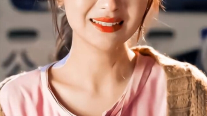No one can refute me when I say that she is the actress who has the best CP feeling with Bai Jingtin