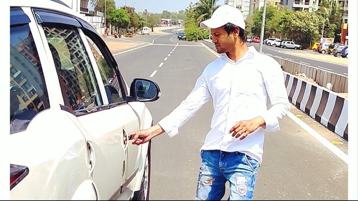 Gaadi meri, vibe meri. 😎🔥