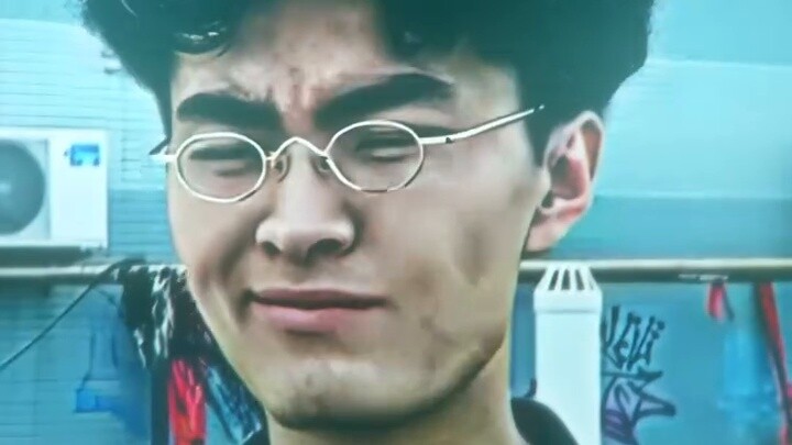 【Basketball Storm】With a basket and glasses, he really looks like Tony Leung Chiu Wai