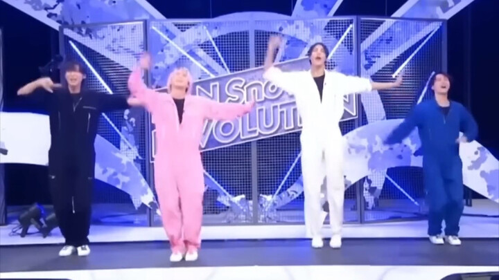 น่ารักคูณสี่