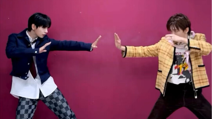 【明宰铉】可爱的不行！最近很火的功夫熊猫challenge！玩的开心呀～