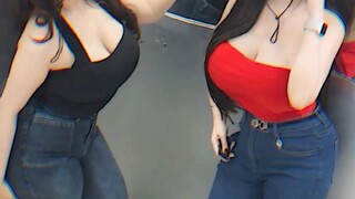 JJ bareng besty sexy body goals