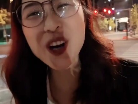 แก่เกินกว่าจะยืนโยนได้