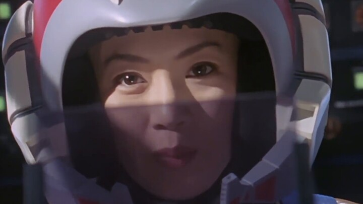 [Ultra Clip] Berapa kali Gaia menembakkan pisau es foton