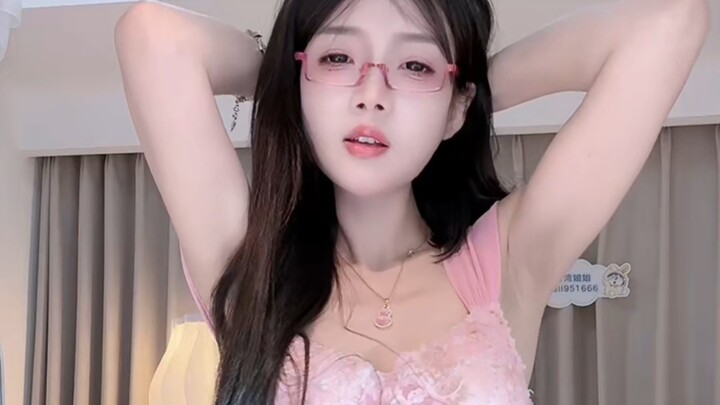 Aili Li: Shaking my head in despair...