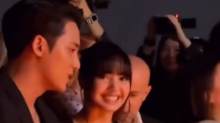 Mingyu x Lisa