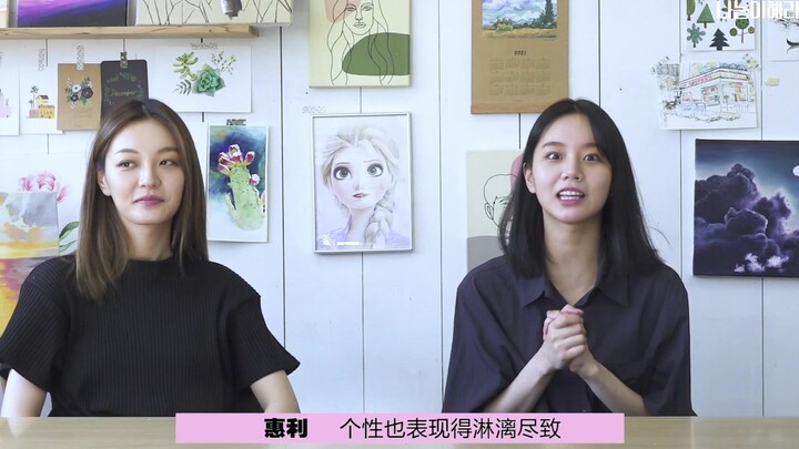 【فِلُوغ هوي لي】 تعلّمت خصيصًا رسم الحروف الفنية لإنتاج ملابس ومنتجات تذكارية لكم!