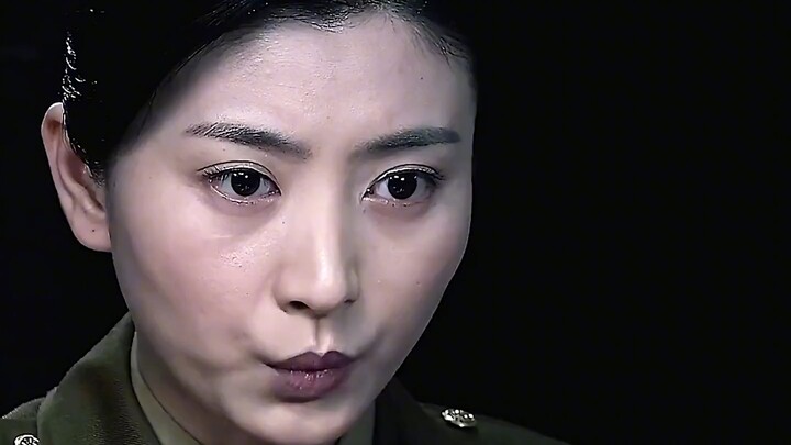 A female undercover agent earns a major victory and is about to be rewarded with promotion and a tit