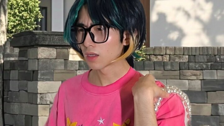 Did you accidentally carry your backpack to school? What a shame...