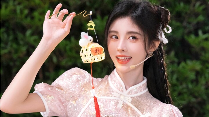 【Ju Jingyi】Behind-the-Scenes Footage from Dragon TV’s Mid-Autumn Festival Gala