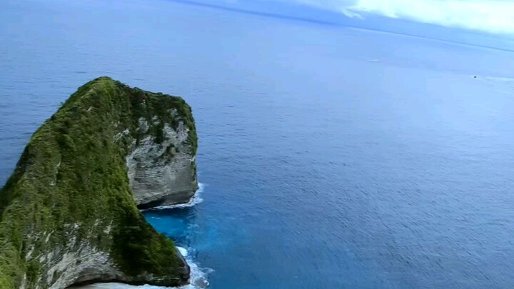 Kilingking Beach Nusa Pineda