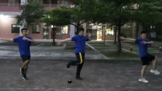 死宅们真恶心，当众在学校里跳宅舞。懂不懂点学生风范。