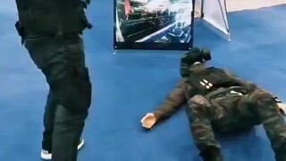 [Rainbow Six] Ketika Anda jatuh ke tanah di pameran komik, Anda bertemu dengan operator berkualitas 