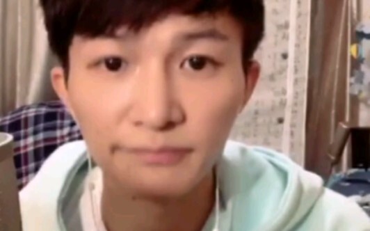 【โจวเซิน】ไลฟ์สดวันเกิด นิ้วซ้ายชี้ดวงจันทร์ อะๆๆๆ!