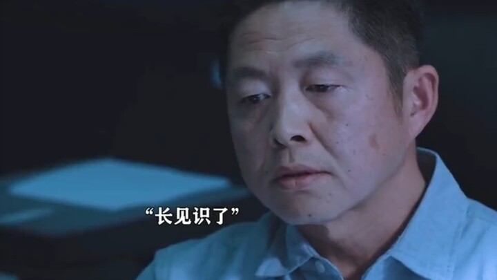 Young Guy Thinks He’s Scored a Big Win—Only to Realize He Just Arrested His Own Boss!