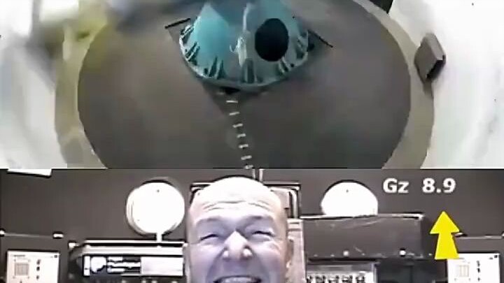 Huấn luyện máy ly tâm của phi hành gia