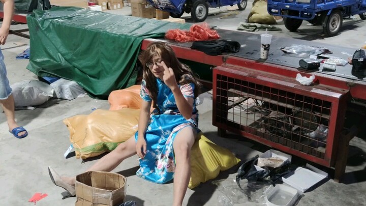 เจ้าชายจ้าวช่างอุกอาจจริงๆ ถึงขั้นพาแฟนสาวมาที่หอพักเลย!